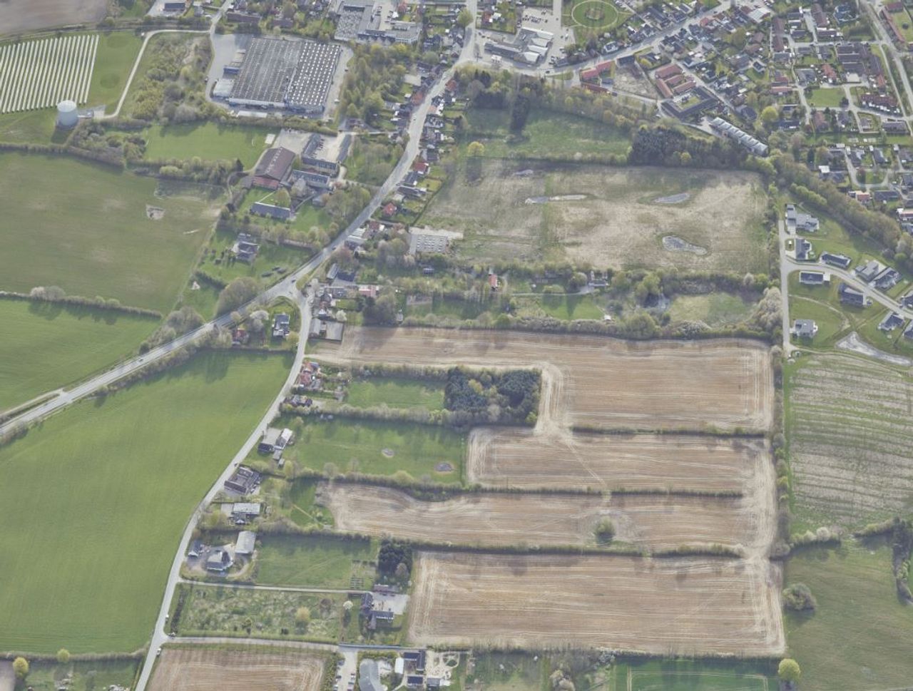 Ejendomsbillede 2 af 6